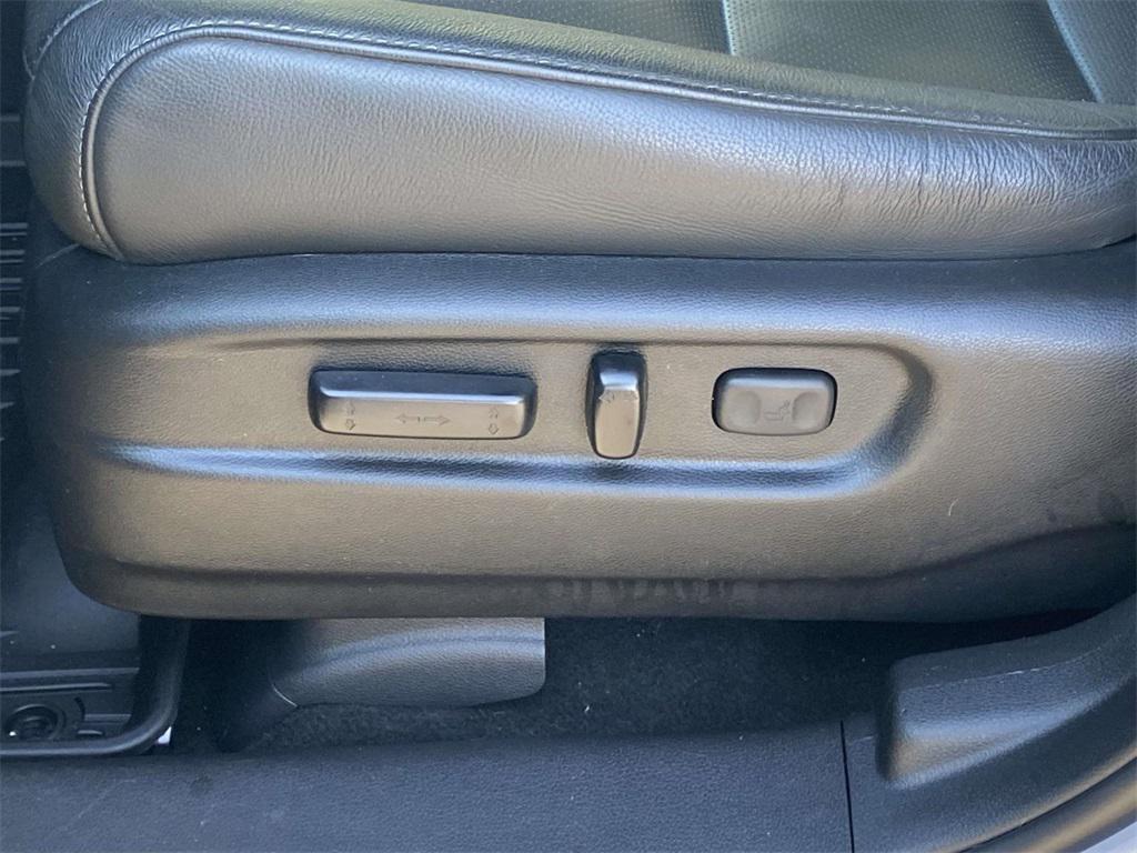 used 2022 Honda Passport car, priced at $33,406