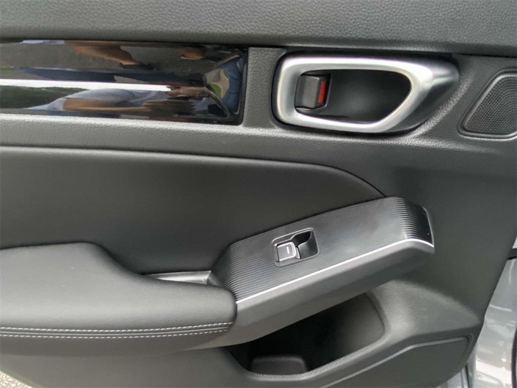 new 2026 Honda Civic Hybrid car, priced at $33,900