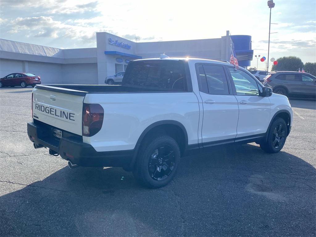 new 2025 Honda Ridgeline car, priced at $48,905