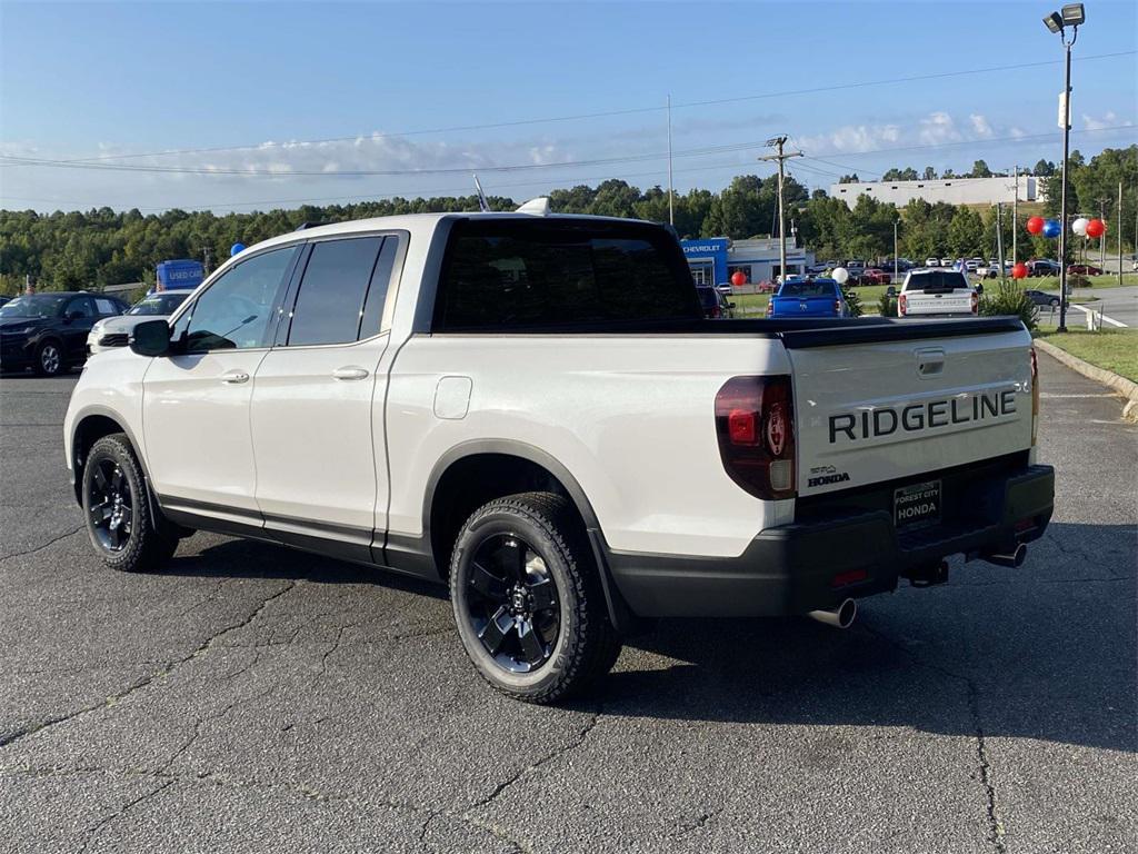 new 2025 Honda Ridgeline car, priced at $48,905
