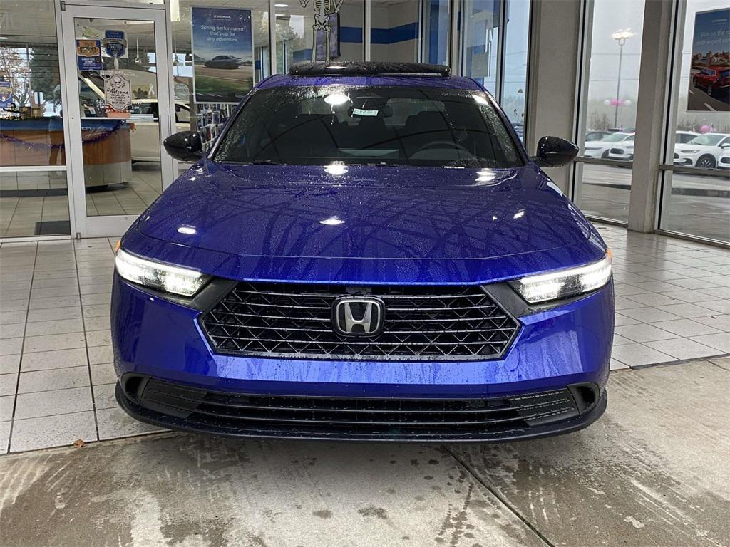 new 2025 Honda Accord Hybrid car, priced at $35,305