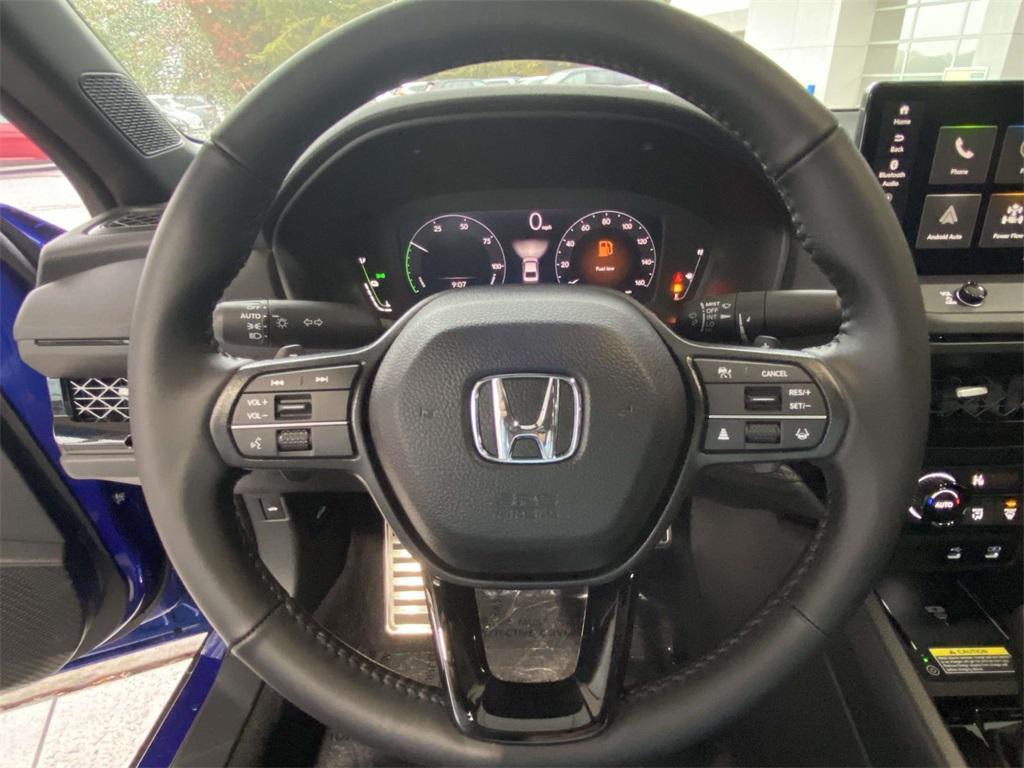 new 2025 Honda Accord Hybrid car, priced at $35,305