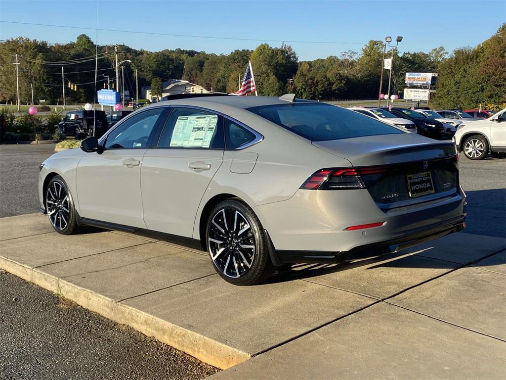 new 2025 Honda Accord Hybrid car, priced at $40,950