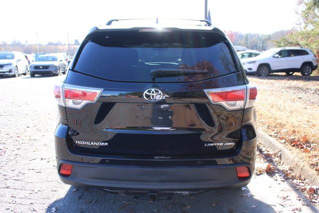 used 2015 Toyota Highlander car, priced at $23,400