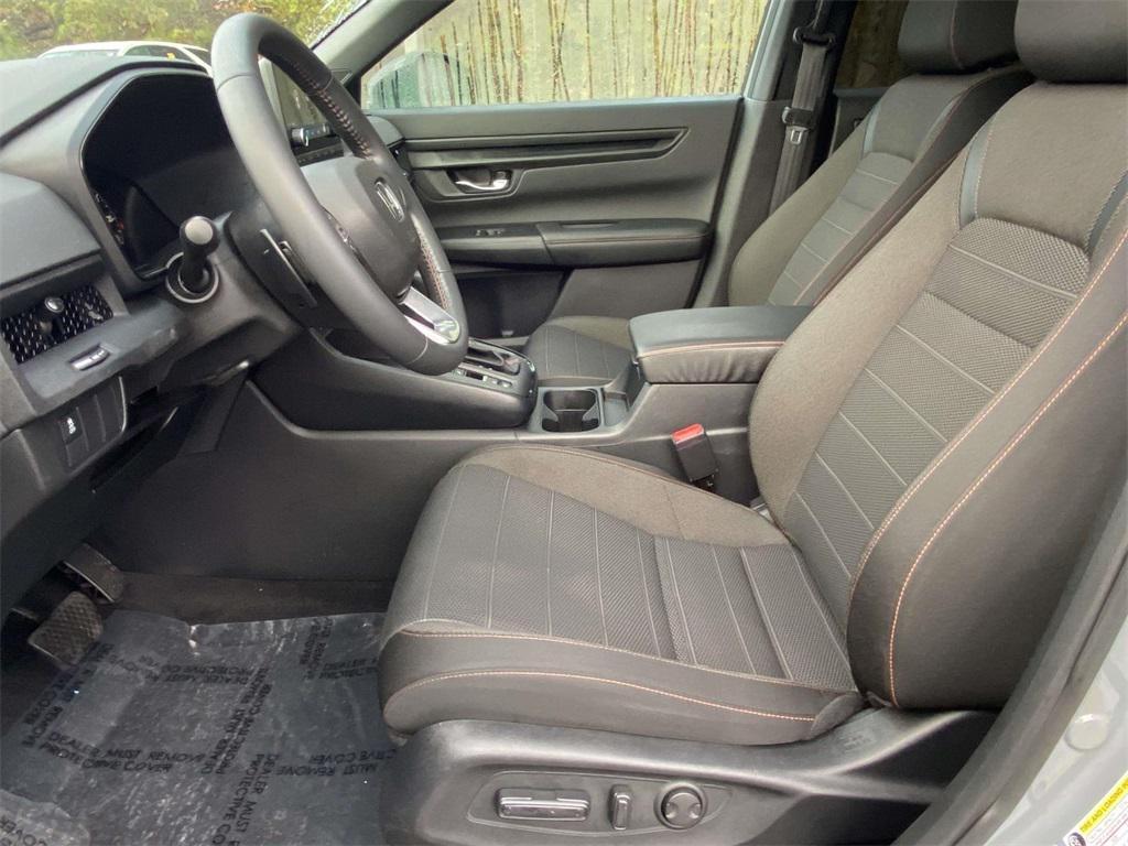 used 2023 Honda CR-V Hybrid car, priced at $33,948