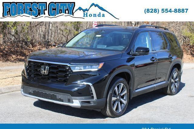 new 2025 Honda Pilot car, priced at $54,530