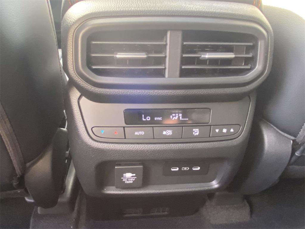 new 2025 Honda Pilot car, priced at $50,895