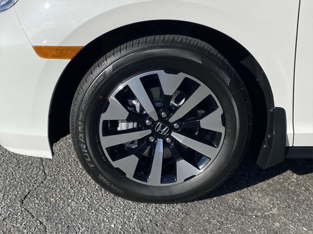 new 2025 Honda Odyssey car, priced at $44,125