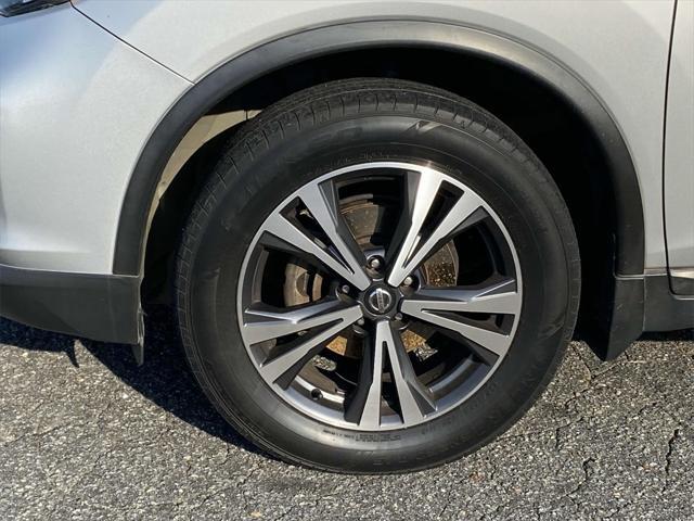 used 2017 Nissan Rogue car