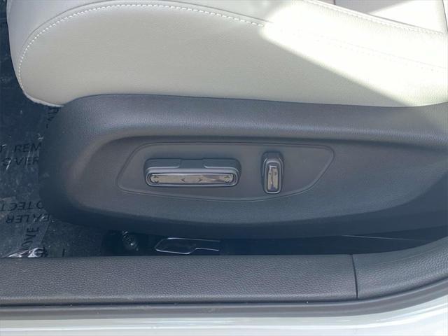 new 2025 Honda Civic Hybrid car, priced at $33,555
