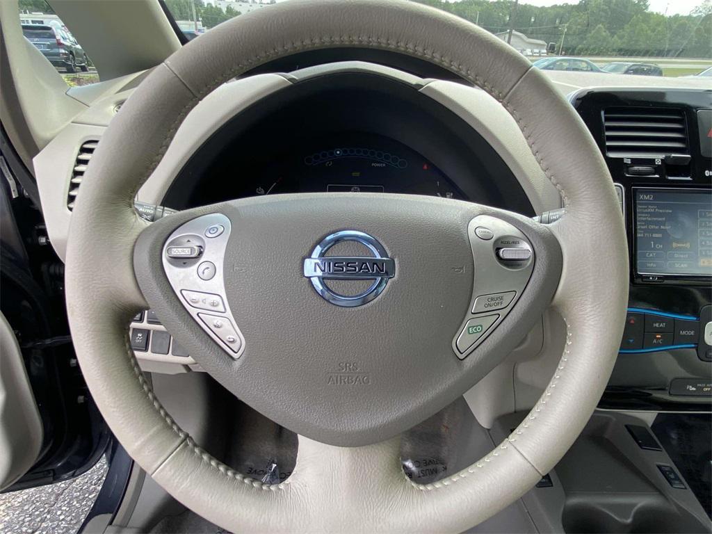 used 2013 Nissan Leaf car, priced at $5,700