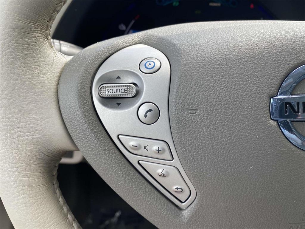 used 2013 Nissan Leaf car, priced at $5,700