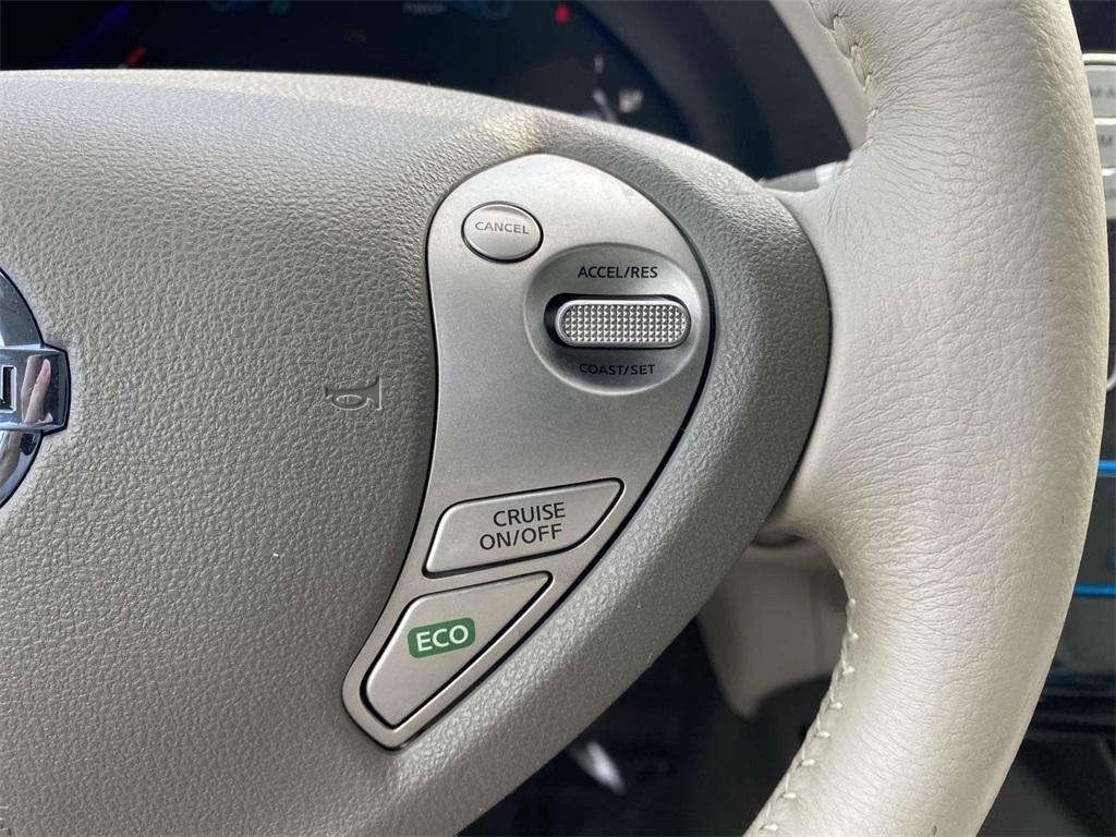 used 2013 Nissan Leaf car, priced at $5,700