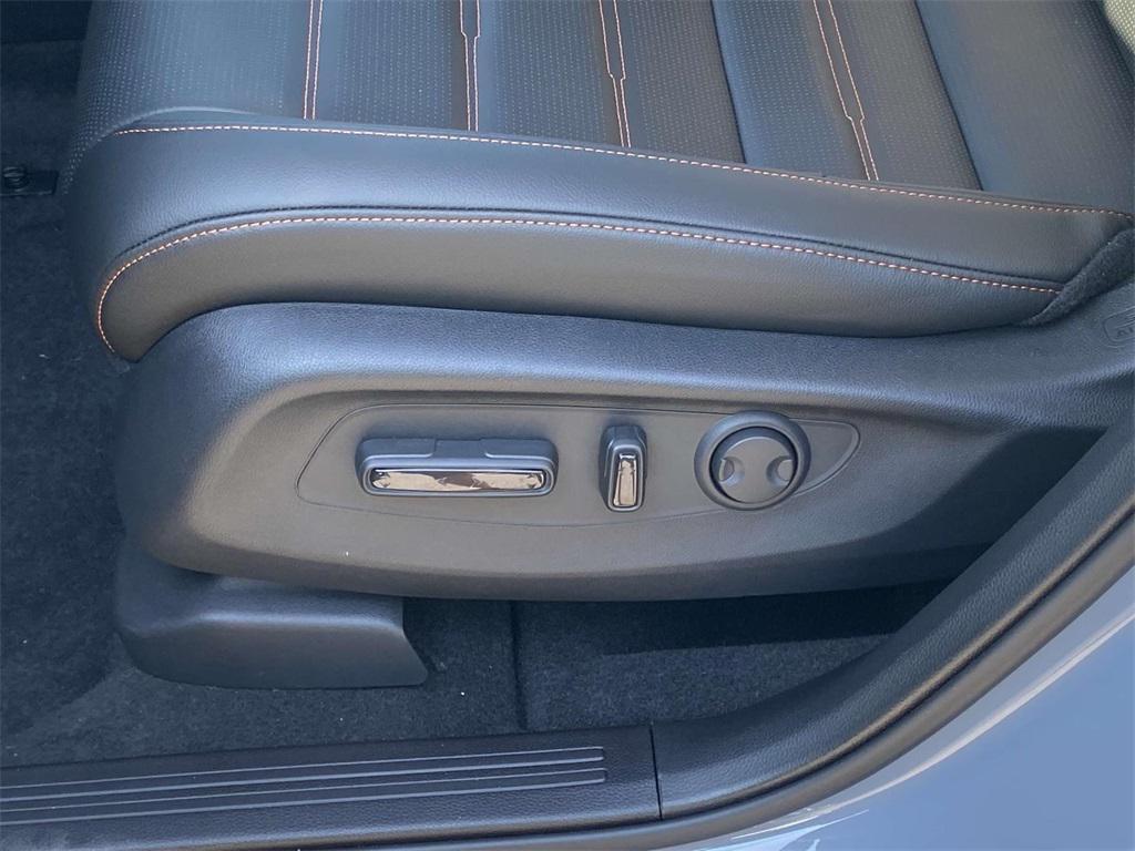new 2026 Honda CR-V Hybrid car, priced at $40,575