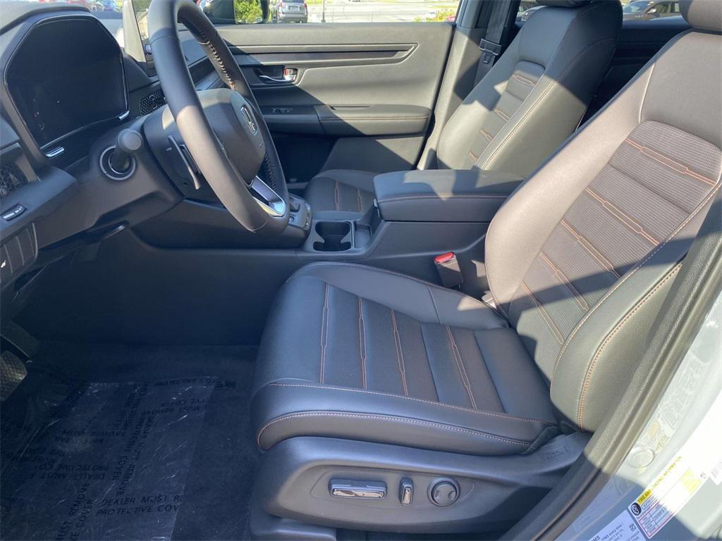 new 2026 Honda CR-V Hybrid car, priced at $40,575