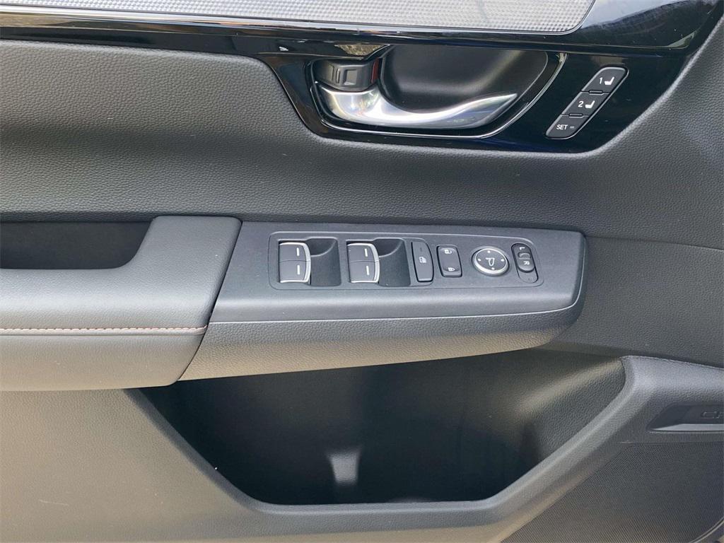 used 2025 Honda CR-V Hybrid car, priced at $44,850