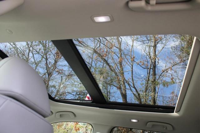 used 2025 Honda Pilot car, priced at $46,771