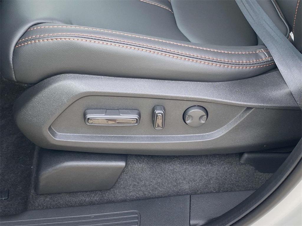 new 2025 Honda Pilot car, priced at $51,350