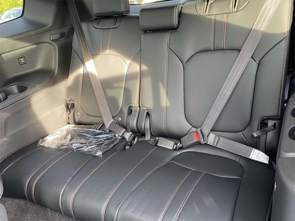 new 2025 Honda Pilot car, priced at $51,350