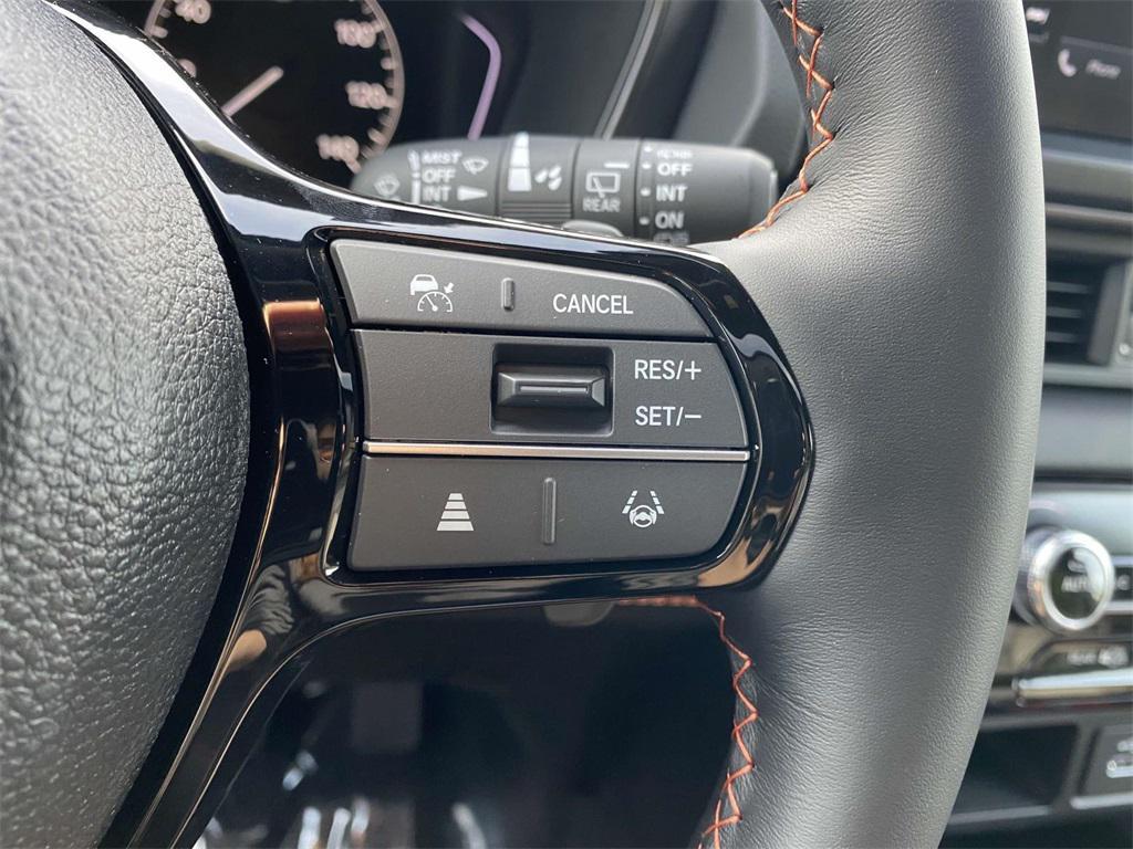 new 2025 Honda Pilot car, priced at $51,350