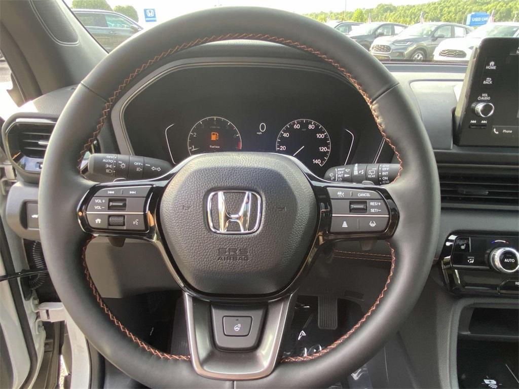 new 2025 Honda Pilot car, priced at $51,350