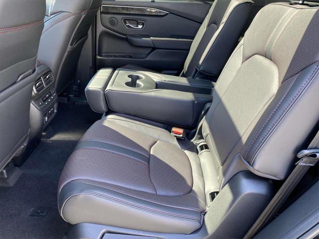 new 2025 Honda Pilot car, priced at $56,760
