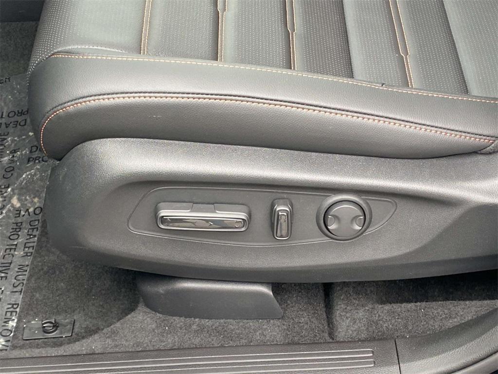 new 2026 Honda CR-V Hybrid car, priced at $41,675