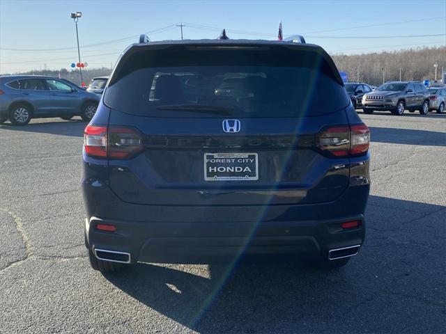 new 2025 Honda Pilot car, priced at $44,480