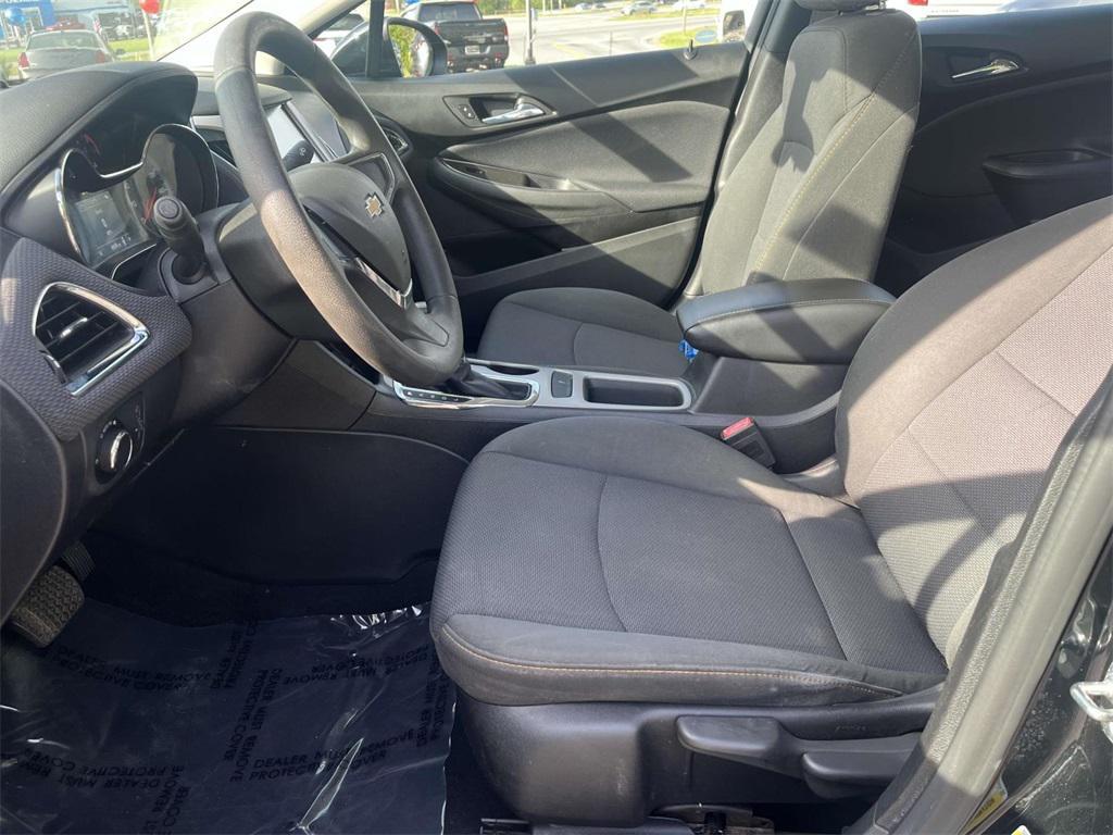 used 2017 Chevrolet Cruze car
