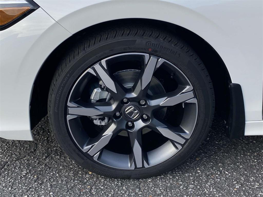 new 2026 Honda Civic Hybrid car, priced at $33,945
