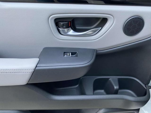 new 2025 Honda Pilot car, priced at $45,405