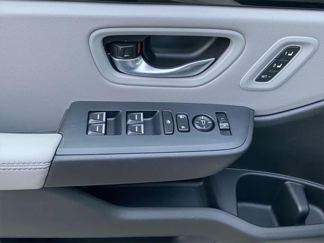 new 2025 Honda Pilot car, priced at $45,405