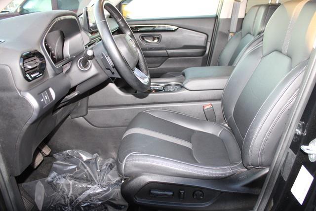 used 2023 Honda Pilot car, priced at $45,678