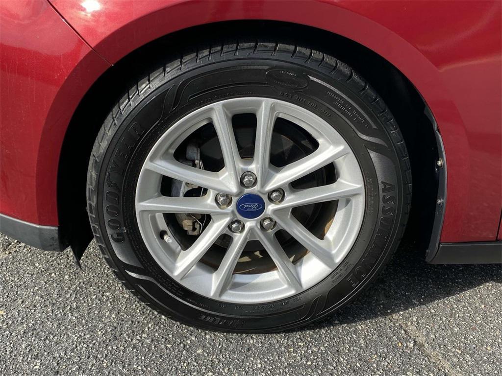 used 2015 Ford Focus car, priced at $6,717