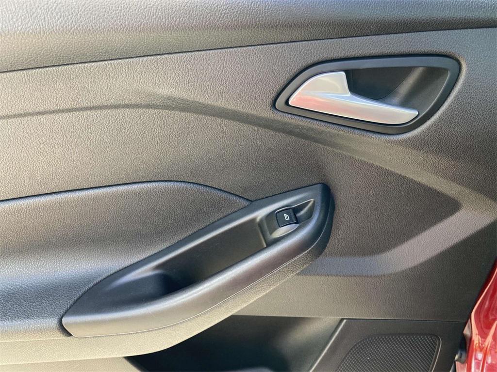 used 2015 Ford Focus car, priced at $6,717