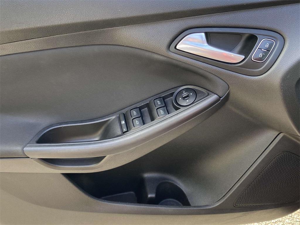 used 2015 Ford Focus car, priced at $6,717