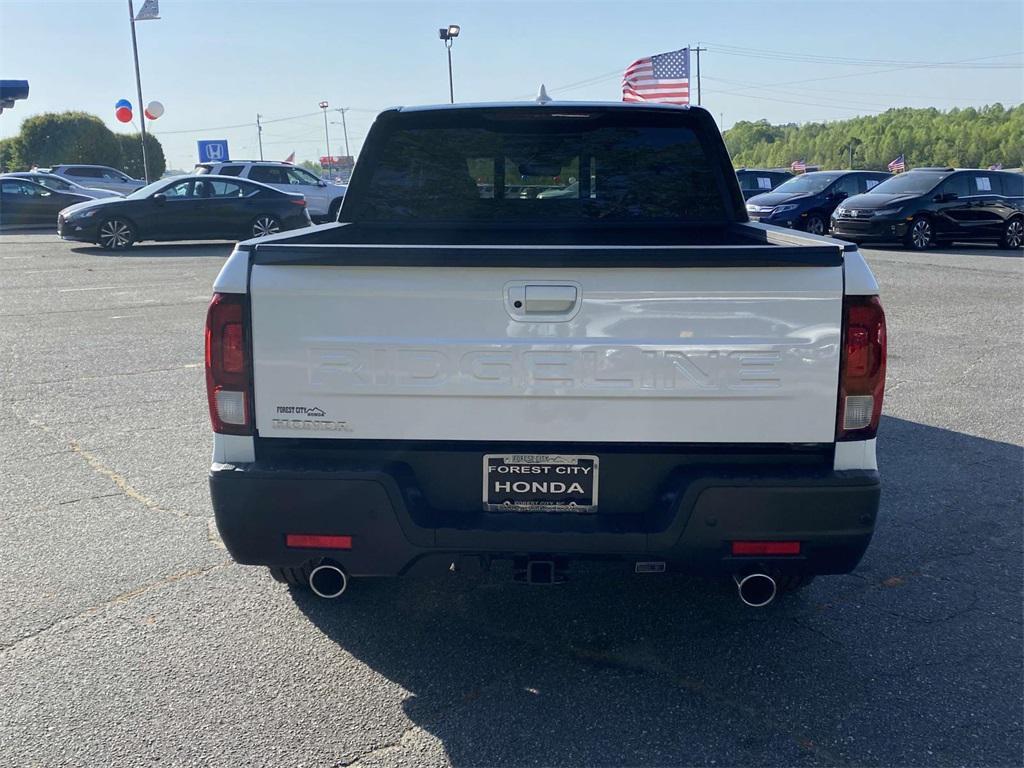new 2025 Honda Ridgeline car, priced at $48,655