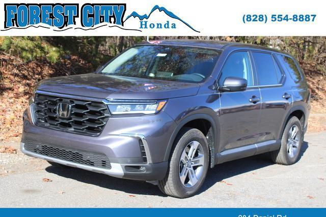 new 2025 Honda Pilot car, priced at $45,625