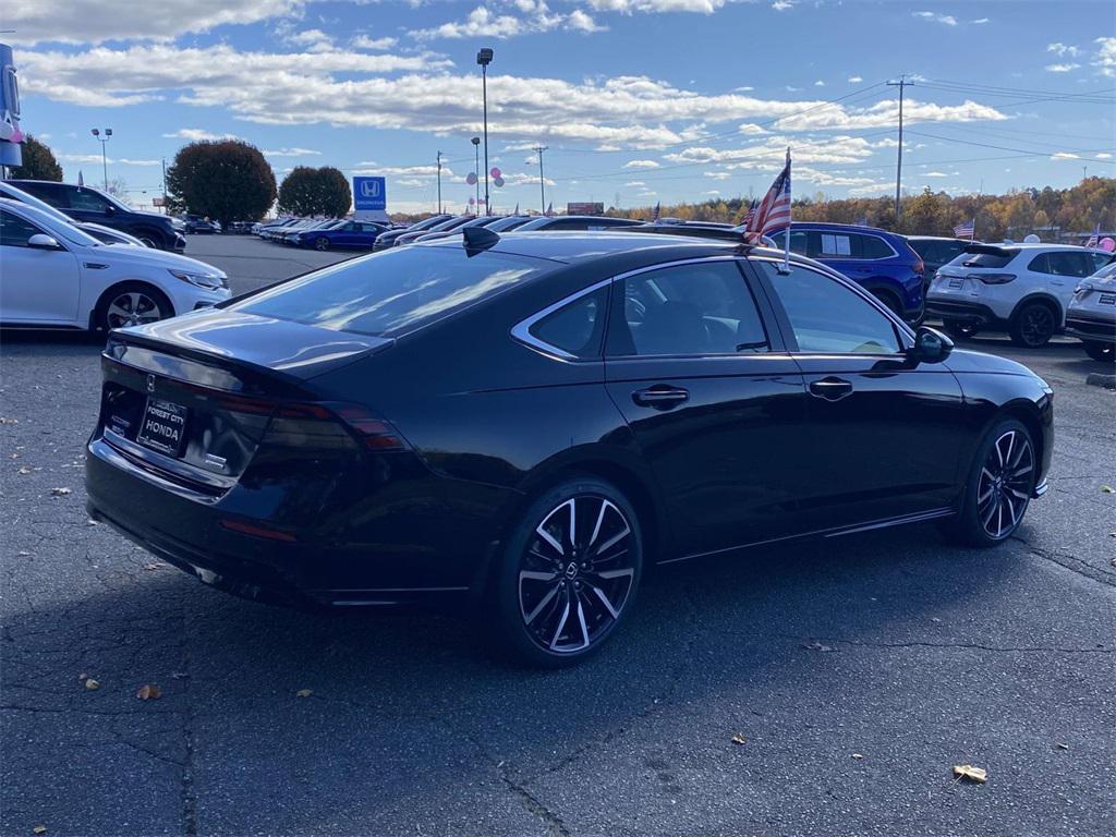 new 2025 Honda Accord Hybrid car, priced at $40,495