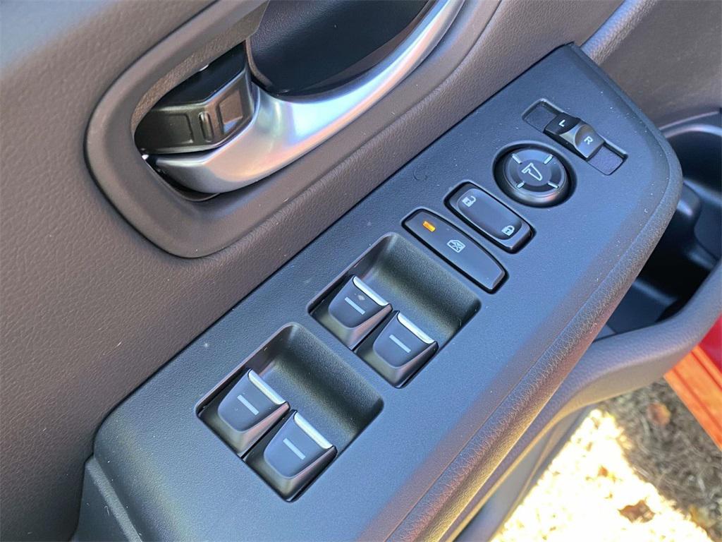 new 2025 Honda Pilot car, priced at $45,450