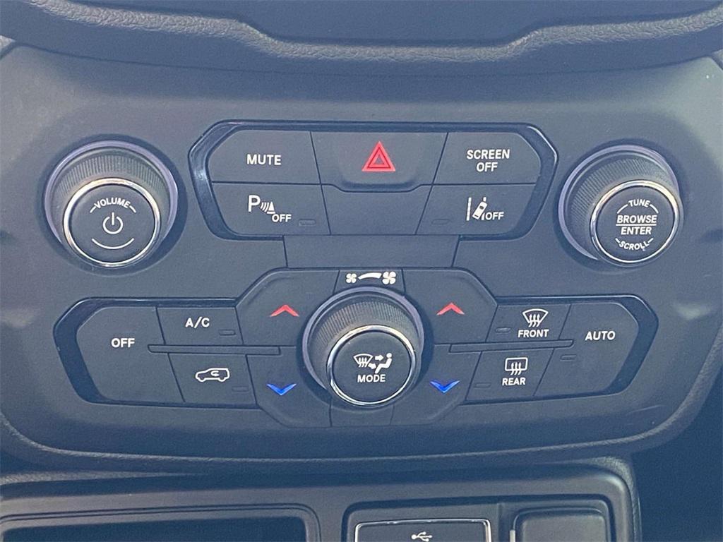 used 2018 Jeep Renegade car