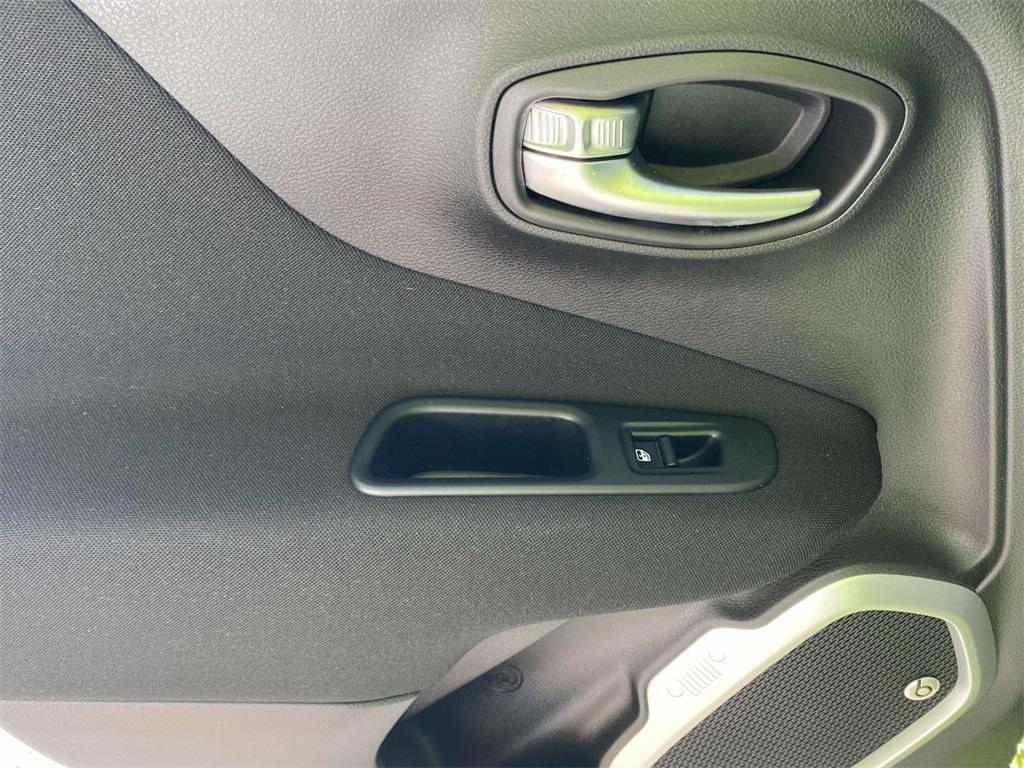 used 2018 Jeep Renegade car
