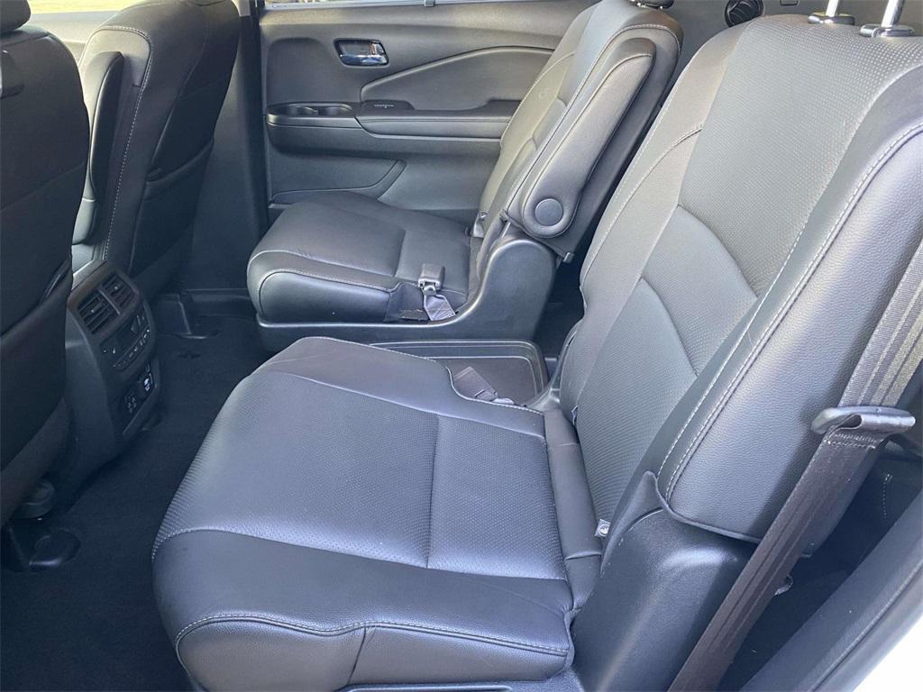 used 2022 Honda Pilot car, priced at $38,645