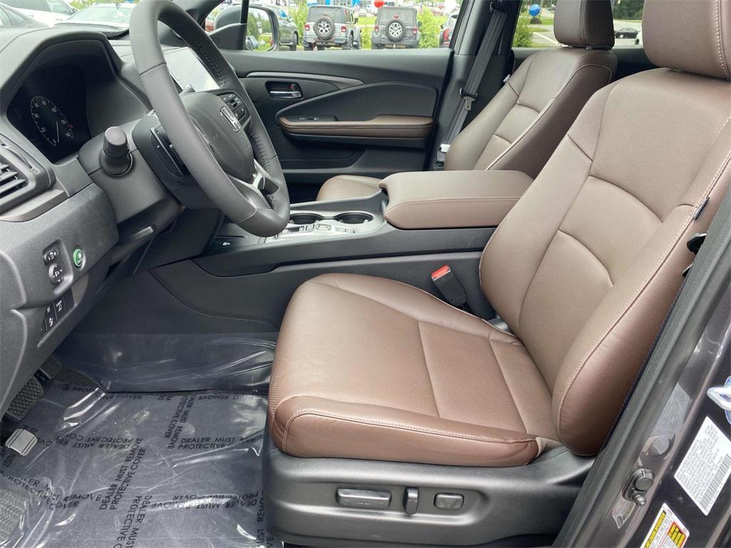 new 2025 Honda Ridgeline car, priced at $44,430