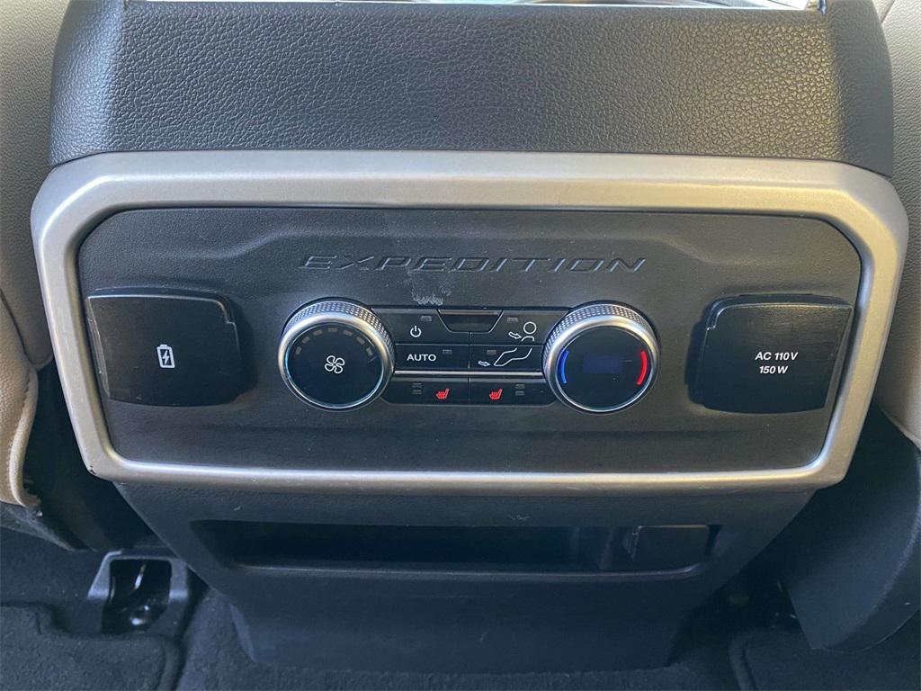 used 2024 Ford Expedition Max car, priced at $49,187