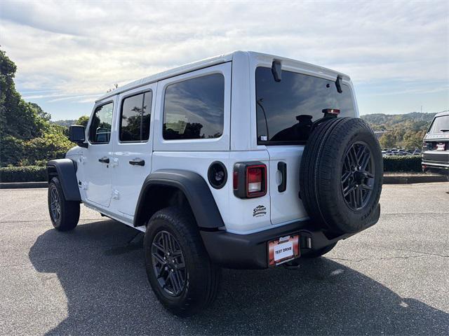 new 2026 Jeep Wrangler car, priced at $47,025