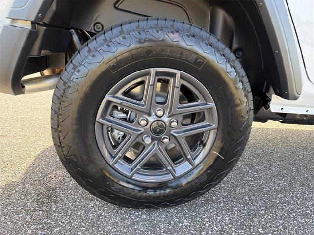 new 2026 Jeep Wrangler car, priced at $47,025