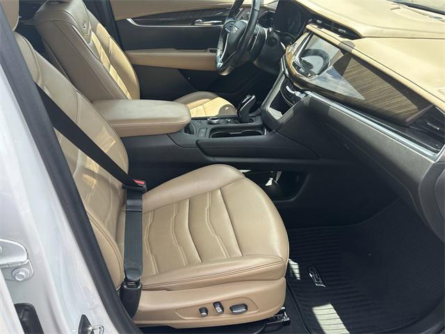 used 2021 Cadillac XT6 car, priced at $29,995