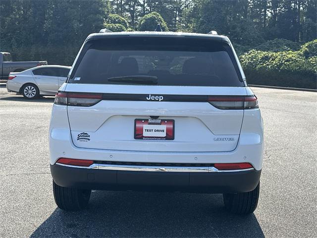 new 2025 Jeep Grand Cherokee car, priced at $40,974