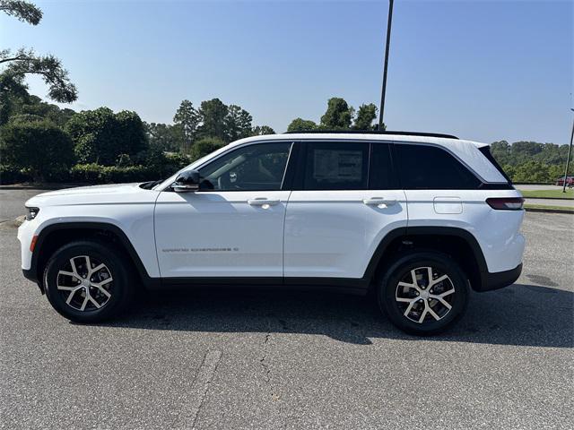 new 2025 Jeep Grand Cherokee car, priced at $40,974